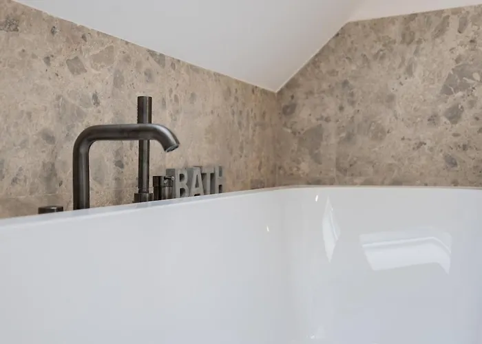 Moderne Atelierwohnung, Blick Auf Und Skigebiet Winterberg