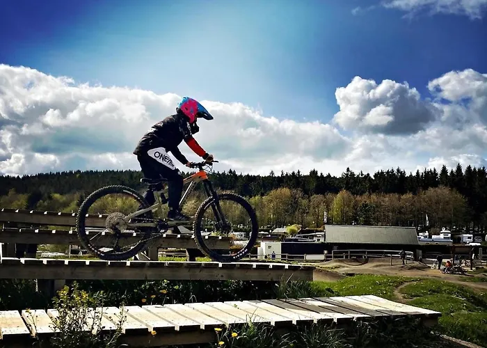Moderne Atelierwohnung, Blick Auf Und Skigebiet * Winterberg